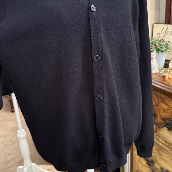 Men's Calvin Klein Black 100% Merino Wool Sweater - Picture 2 of 7